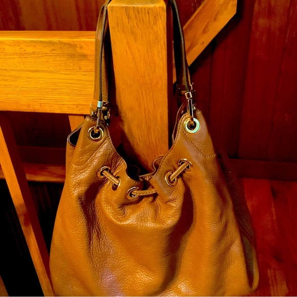 Preloved Michael Kors Shoulder Bag - Picture 3 of 8